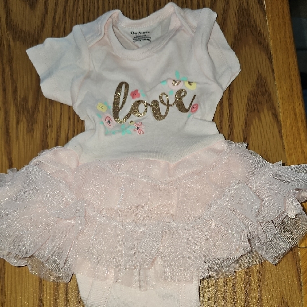Carter's Newborn Pink Diaper Cover Tutu Skirt with Gold Love Design New